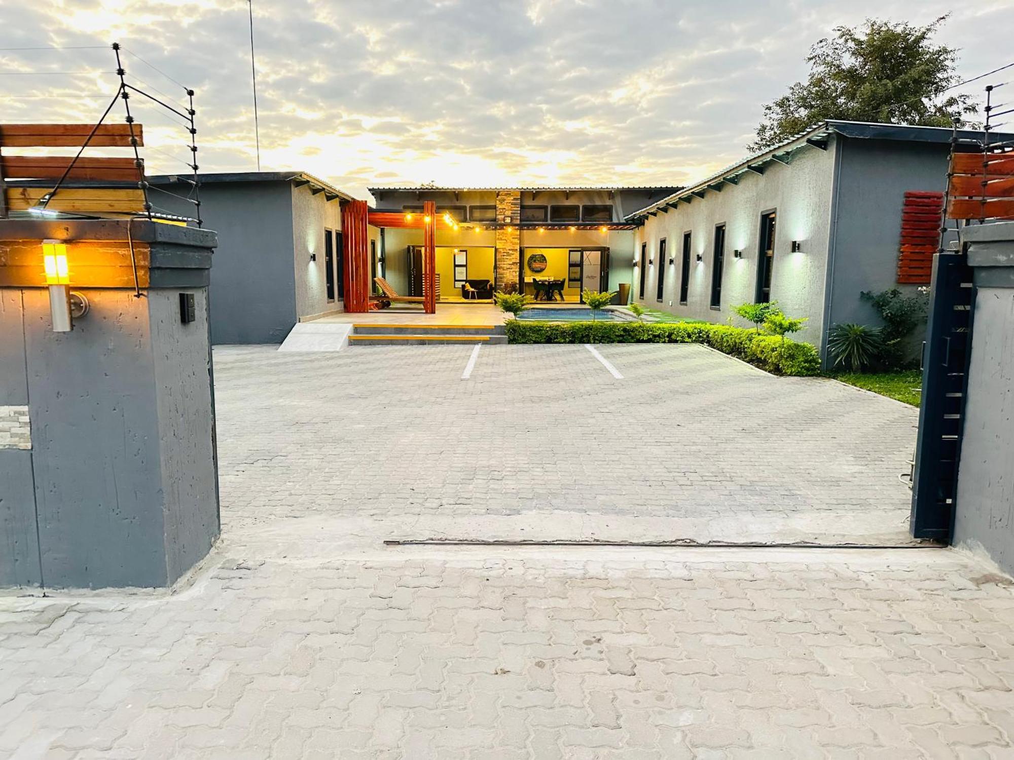 Signature Boutique Guesthouse Maun Luaran gambar